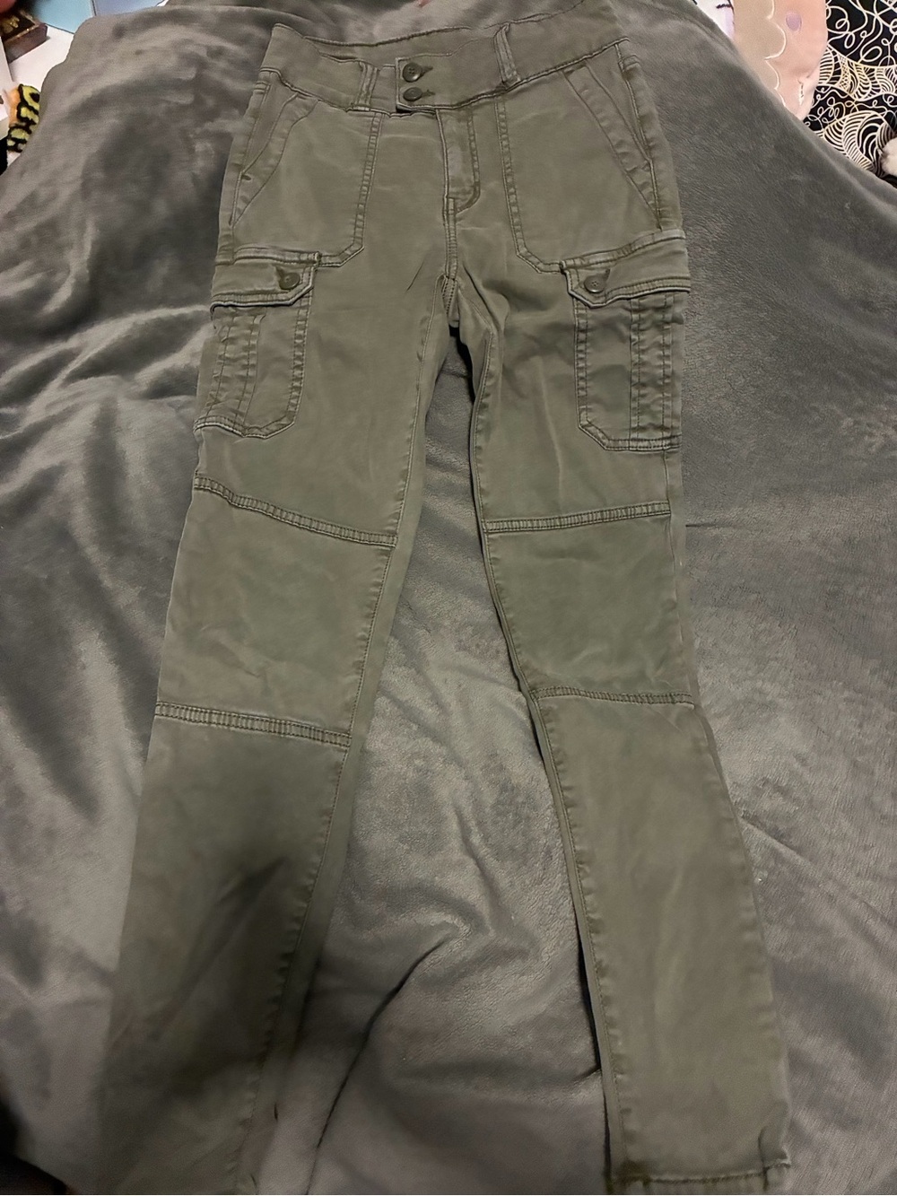 American Eagle Outfitters Olive Green Cargo Pants - Slim Utility